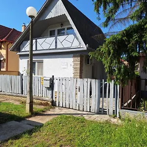 Nikolett Apartament